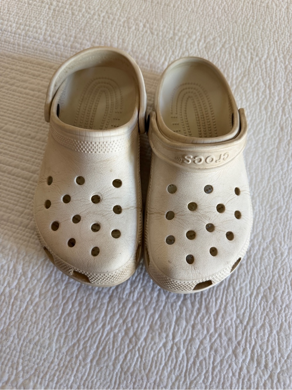 CROCS Kids Classic Clog in Light Beige